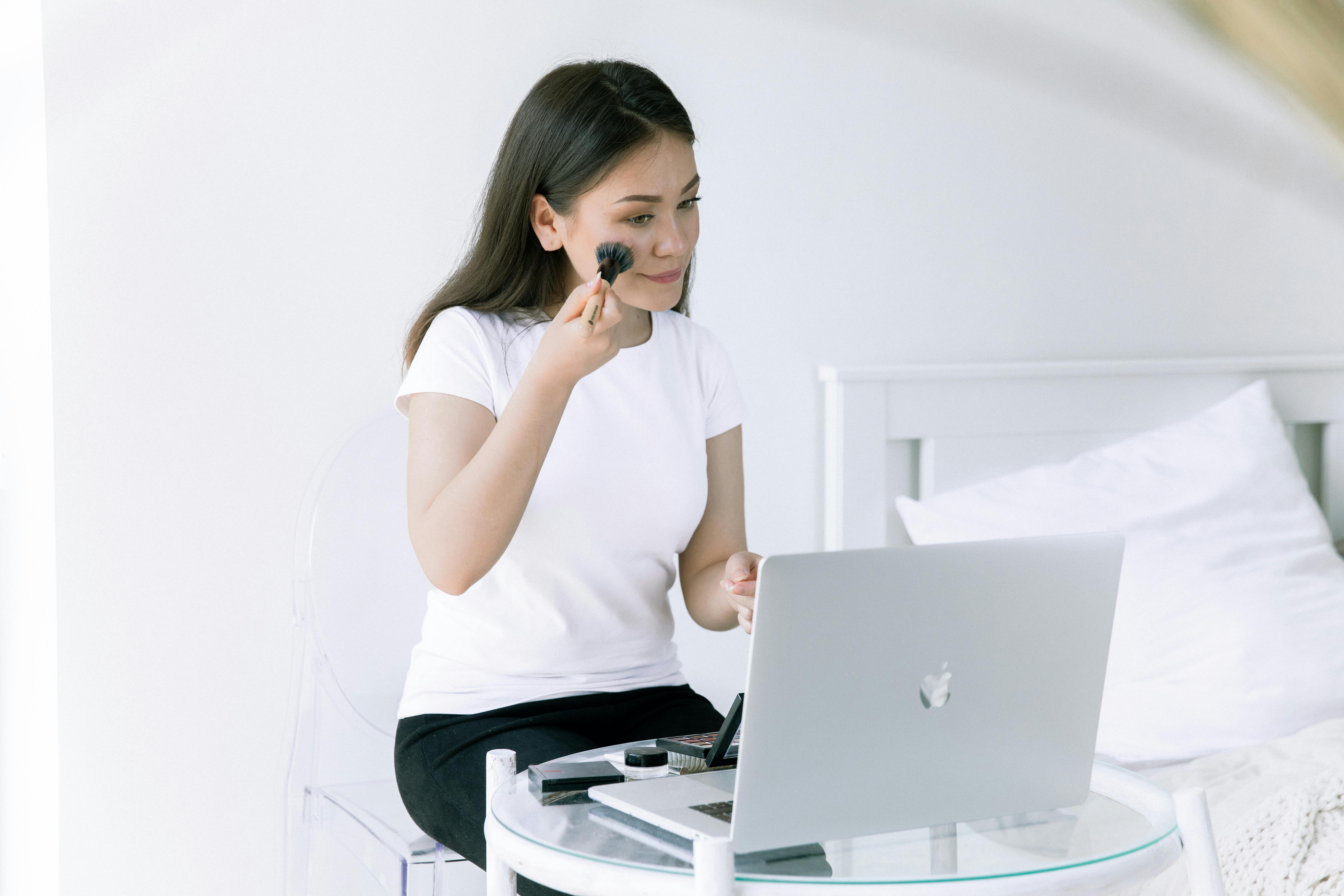 动漫分类背景图