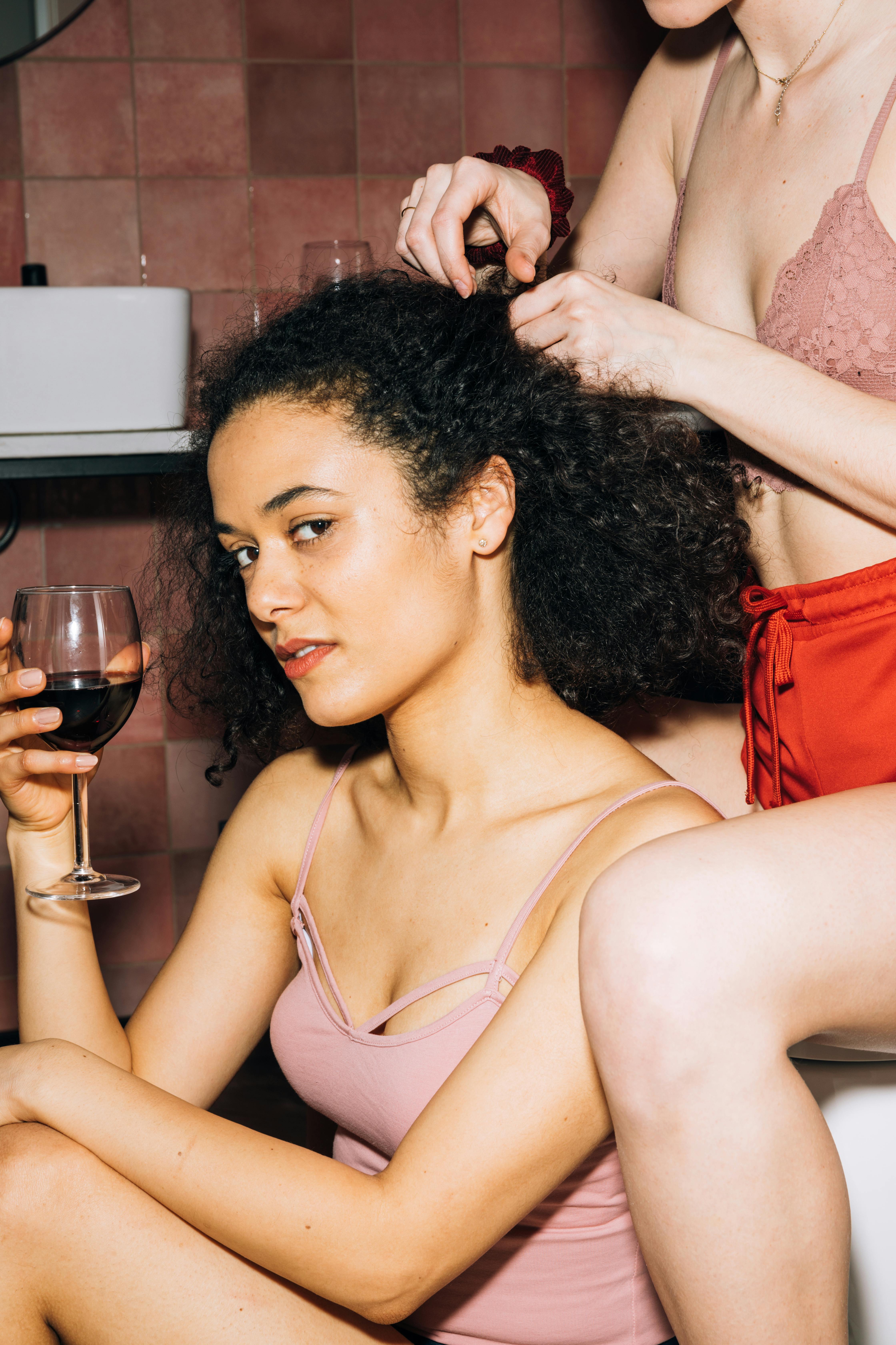 宣传片制作与传播洞察配图